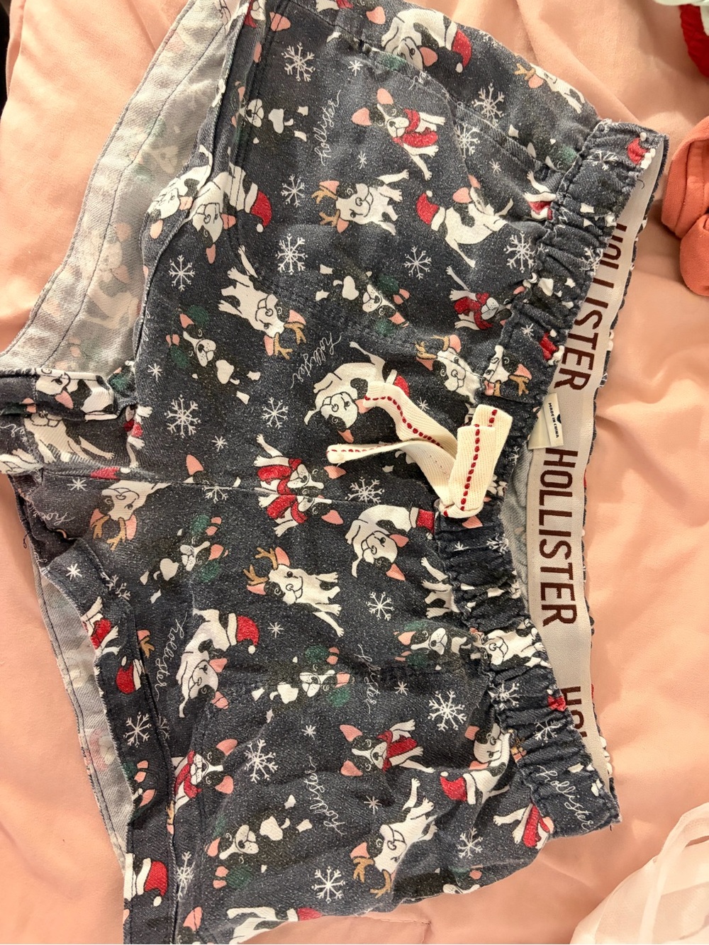 Hollister Navy Holiday Pup Print Lounge Shorts